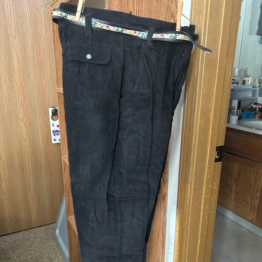 Women’s vintage corduroy pants. Black with inner floral design and belt